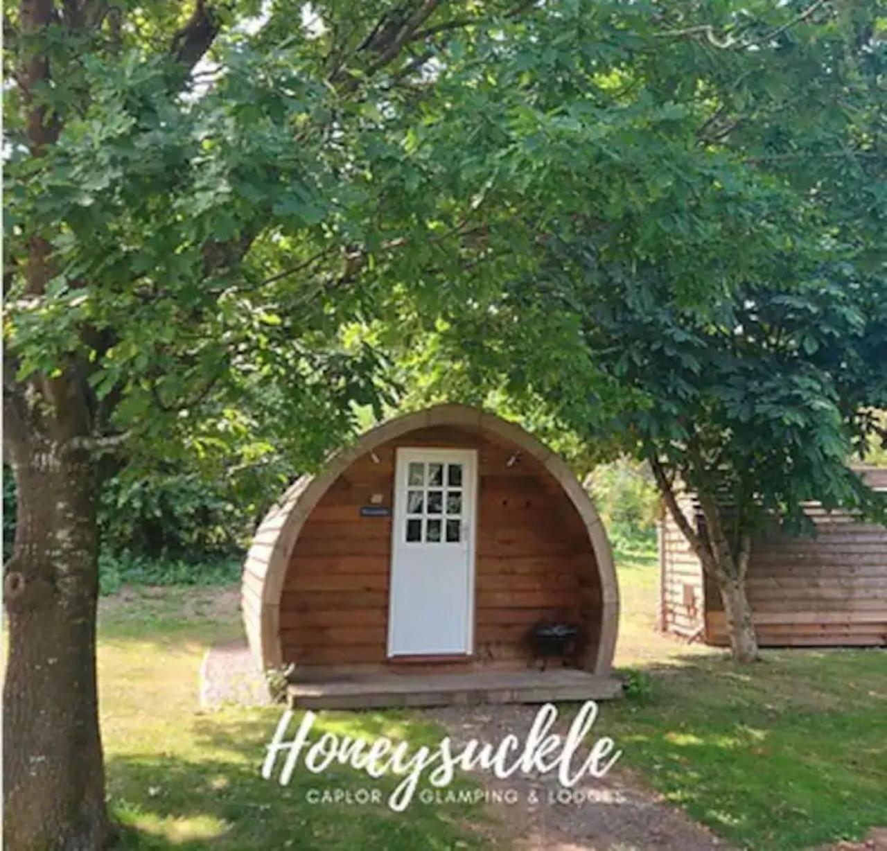 Caplor Glamping & Lodges Херефорд Экстерьер фото